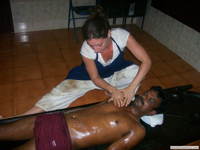 Niramaya Ayurvedic Massage